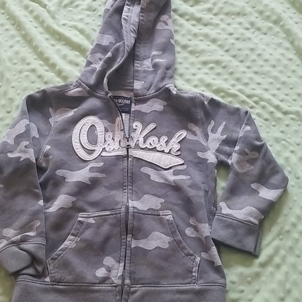 OshKosh camo zip up sweatshirt